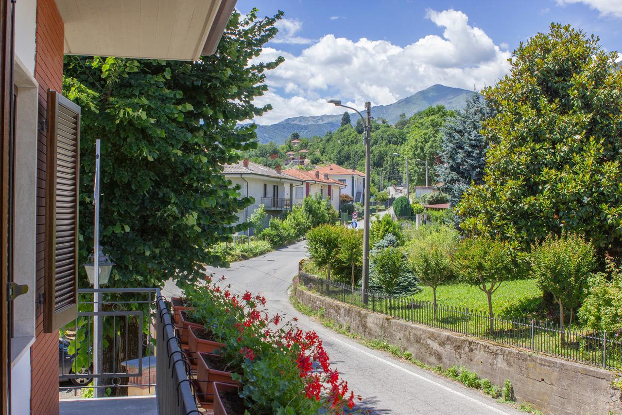 Hotel Ristorante Buasca à Cuorgnè Extérieur photo
